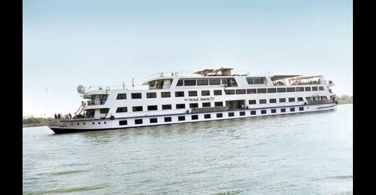 Cairo Nile Dinner Cruise with Show